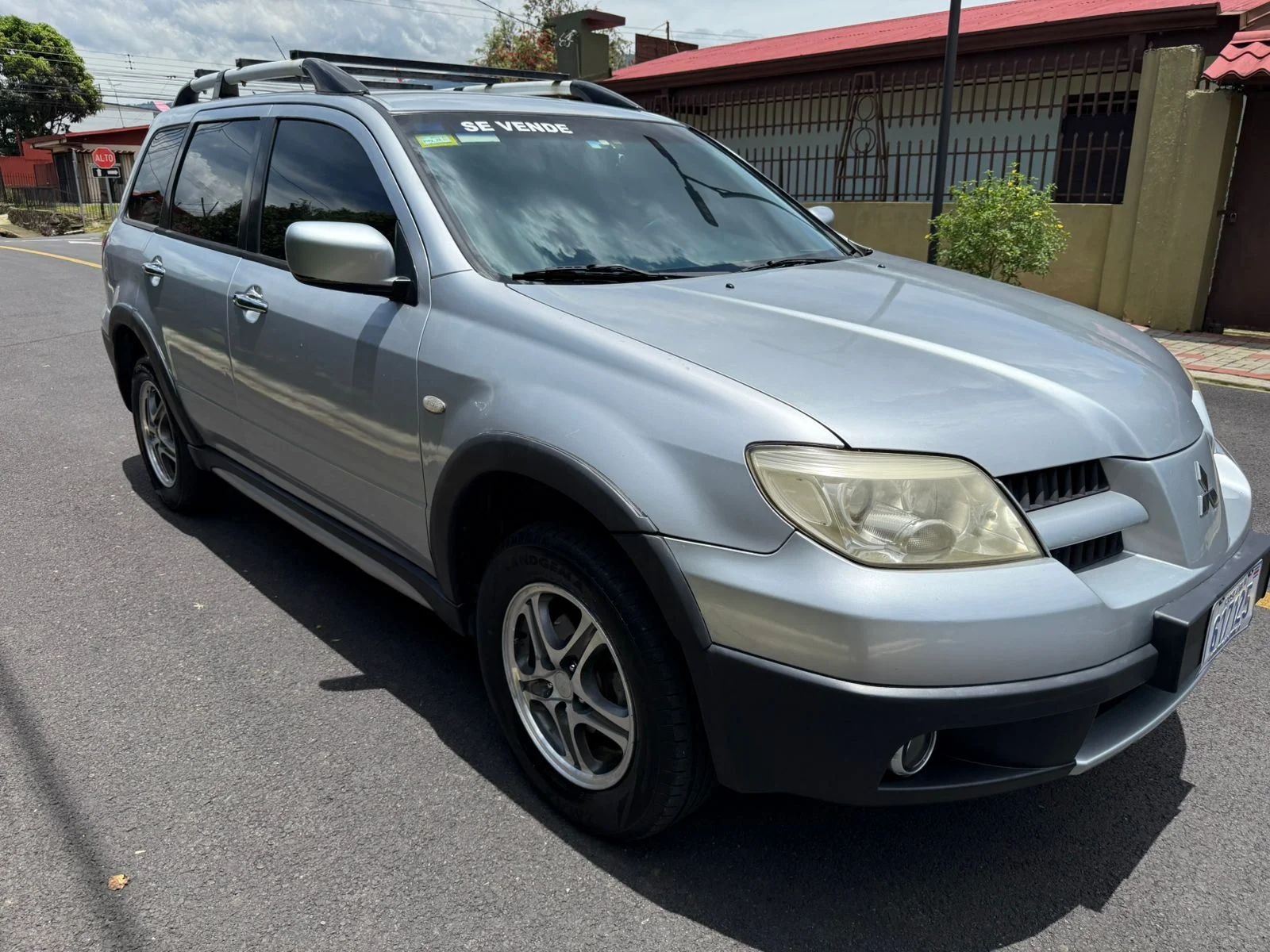 Mitsubishi Outlander - Image 7