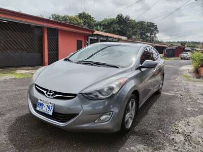 Hyundai Elantra - Image 3