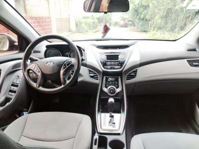 Hyundai Elantra - Image 5
