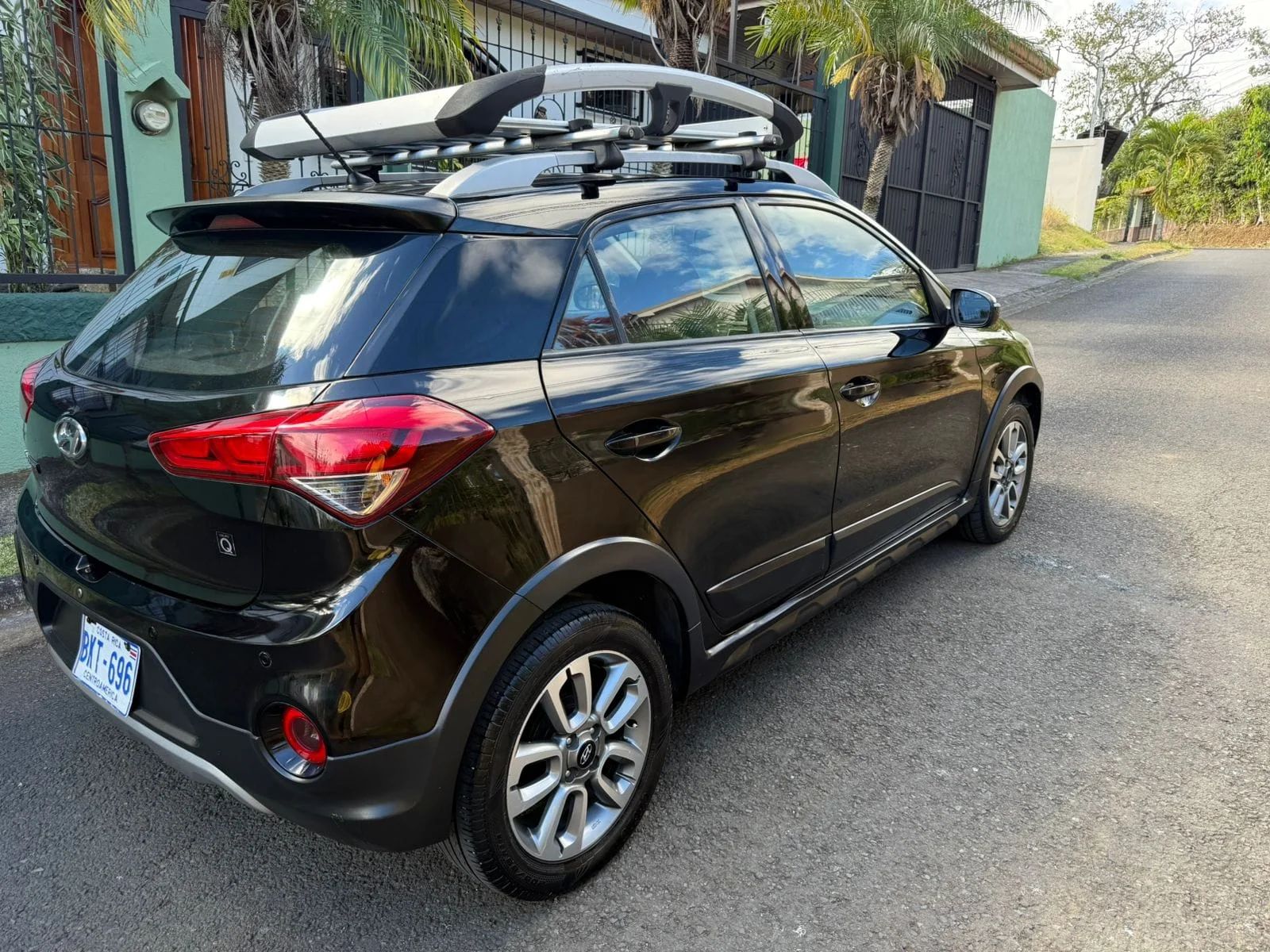 Hyundai i20 - Image 2