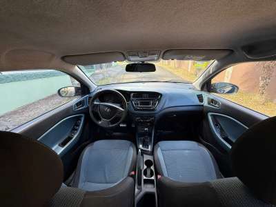 Hyundai i20 - Image 7