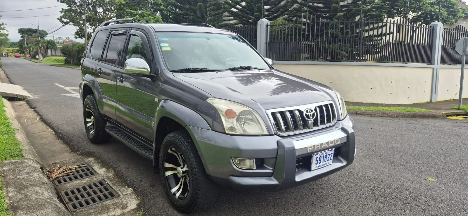 Toyota Prado VX - Image 1