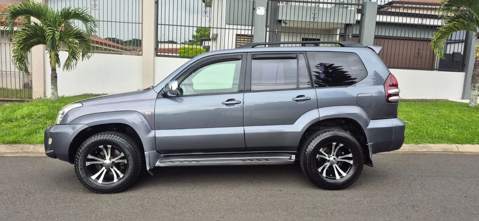 Toyota Prado VX - Image 6