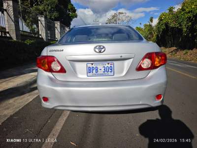 Toyota Corolla S - Image 8