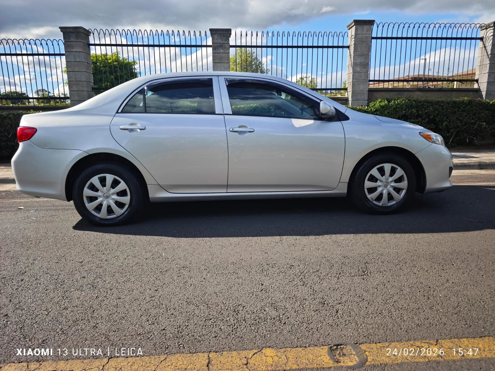 Toyota Corolla S - Image 11