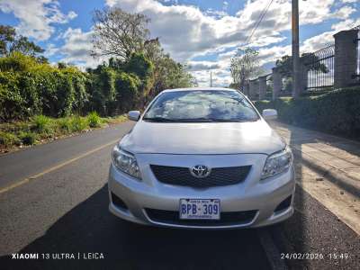 Toyota Corolla S - Image 13