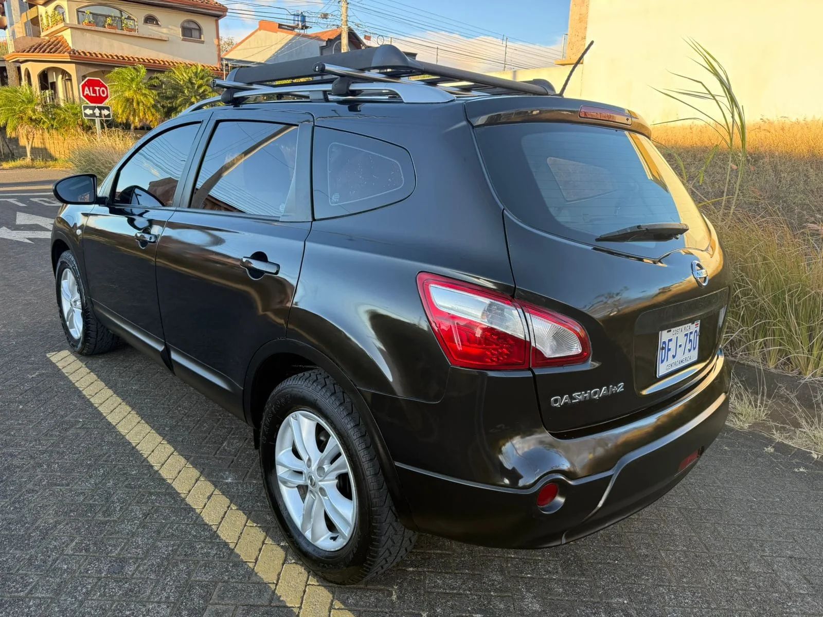 Nissan Qashqai+2 - Image 4