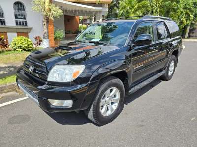 Toyota 4Runner - Image 1