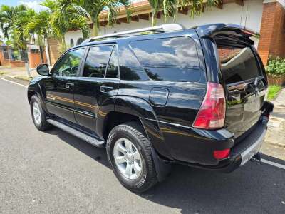 Toyota 4Runner - Image 4