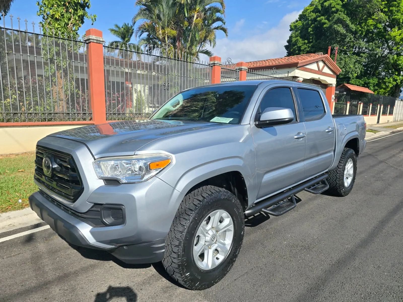 Toyota Tacoma - Image 1