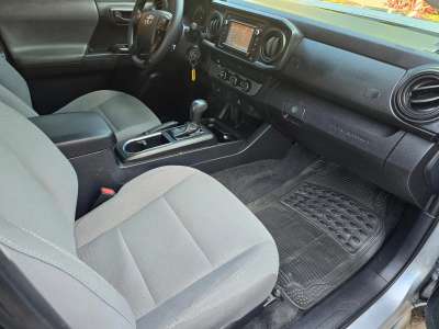 Toyota Tacoma - Image 5