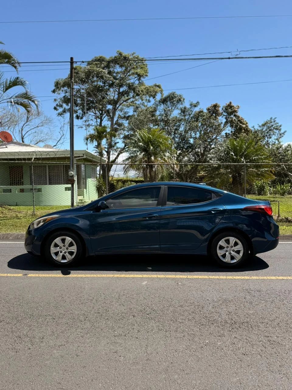 Hyundai Elantra - Image 6