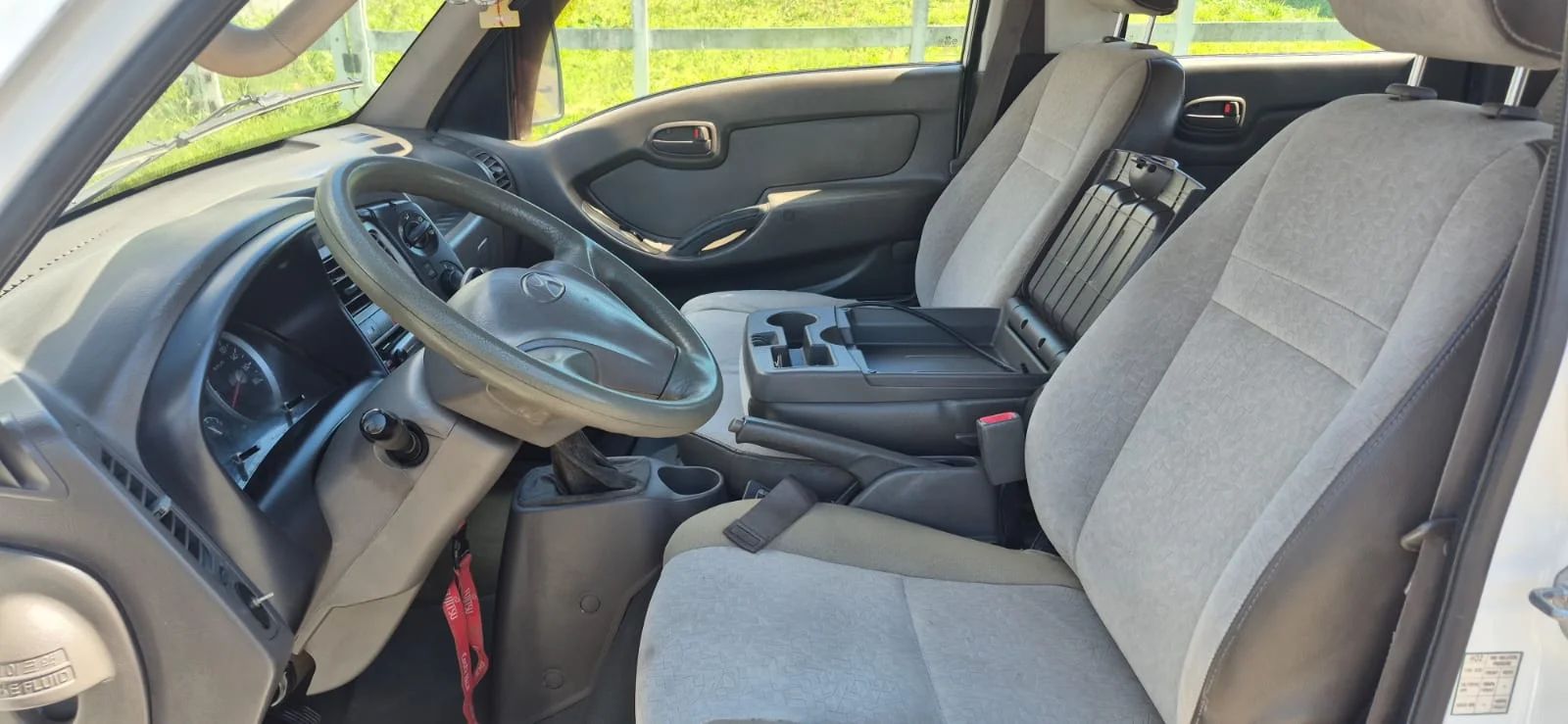 Hyundai H100 - Image 8