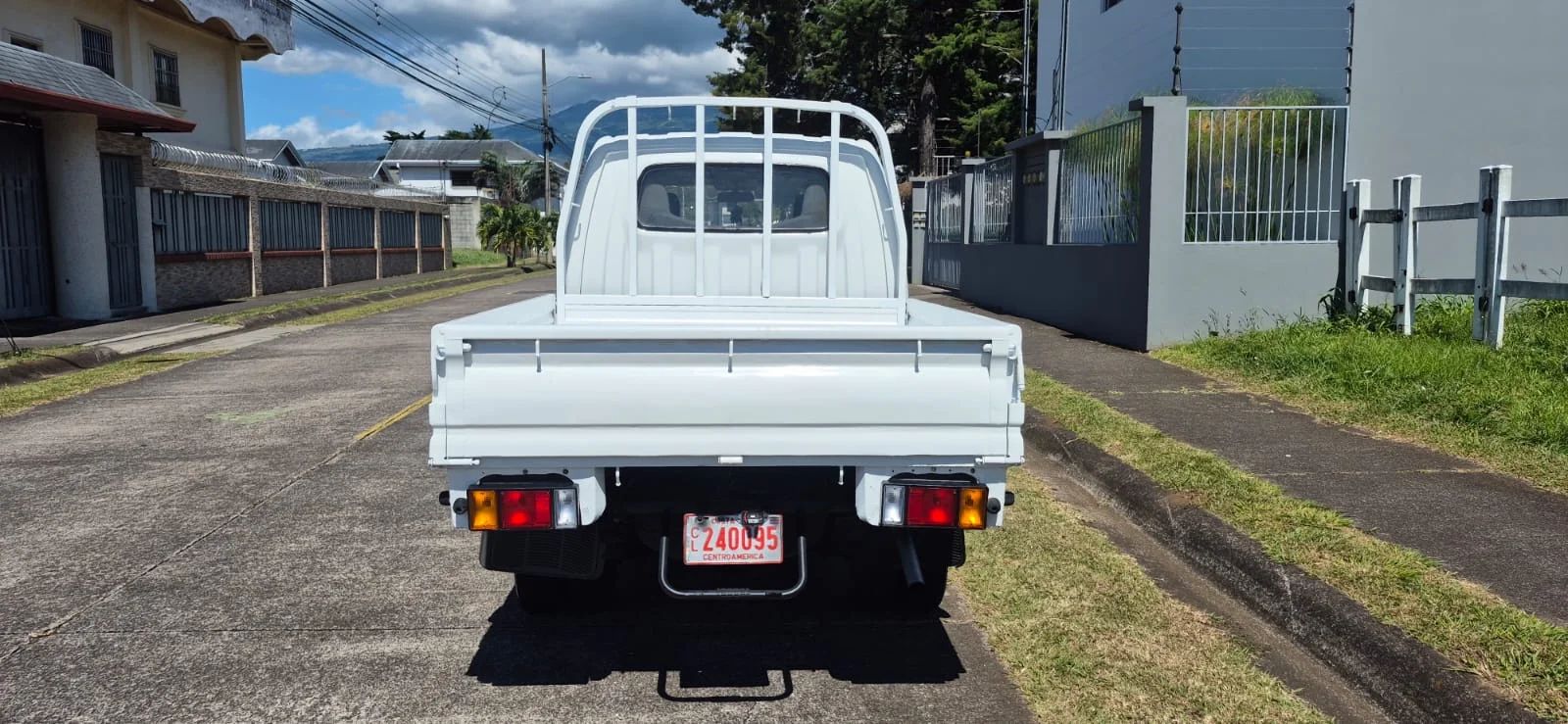 Hyundai H100 - Image 4