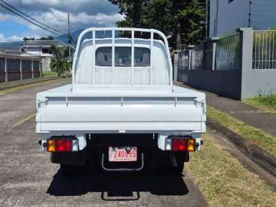 Hyundai H100 - Image 4