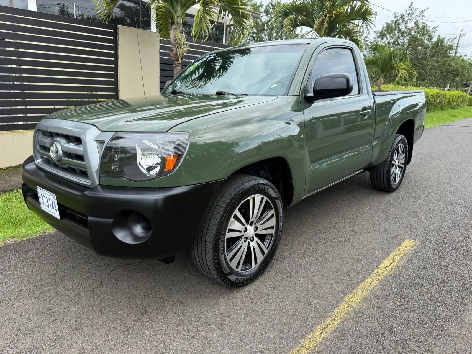 Toyota Tacoma - Image 7