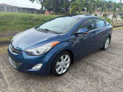 Hyundai Elantra - Image 4