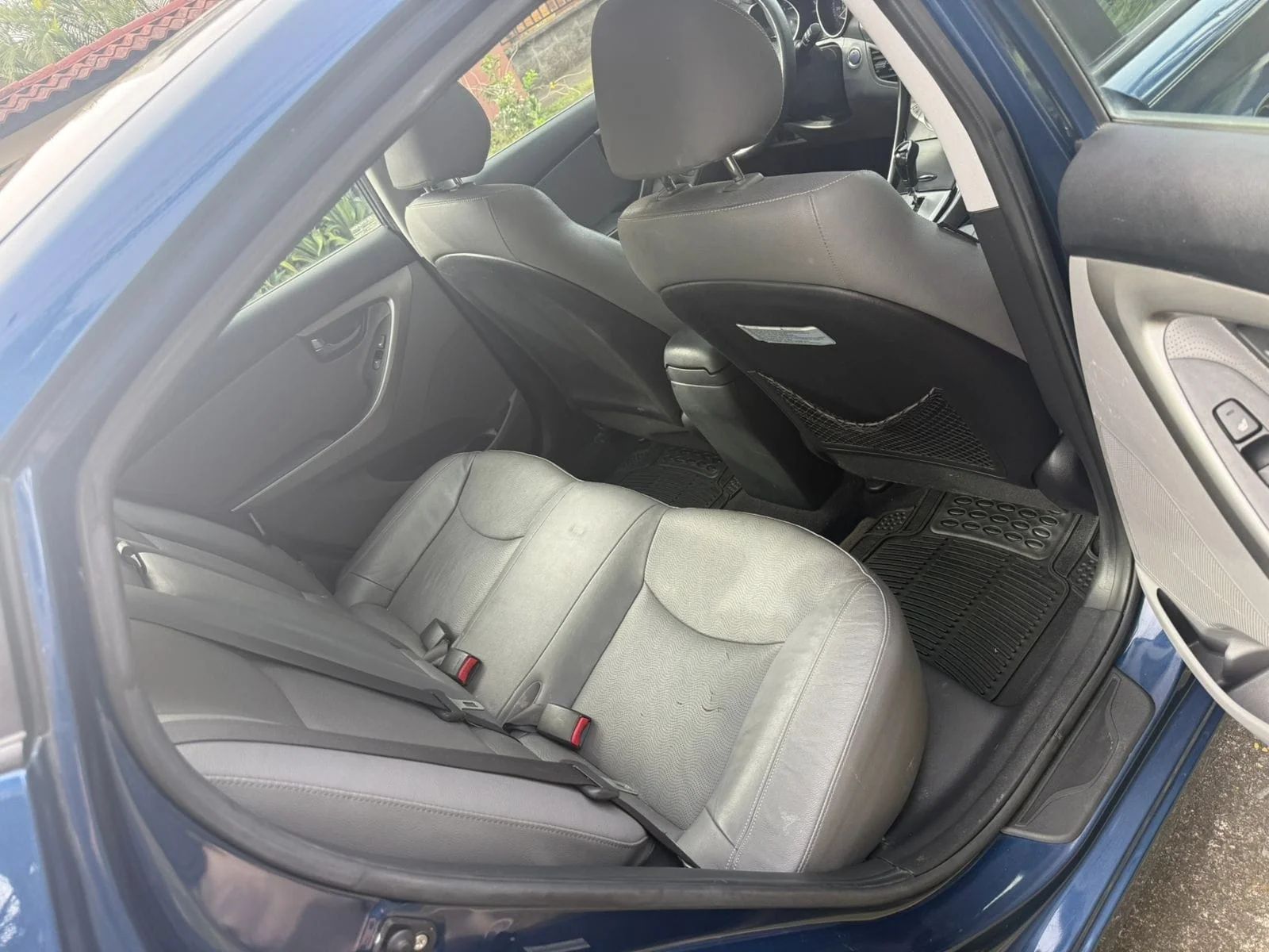 Hyundai Elantra - Image 9