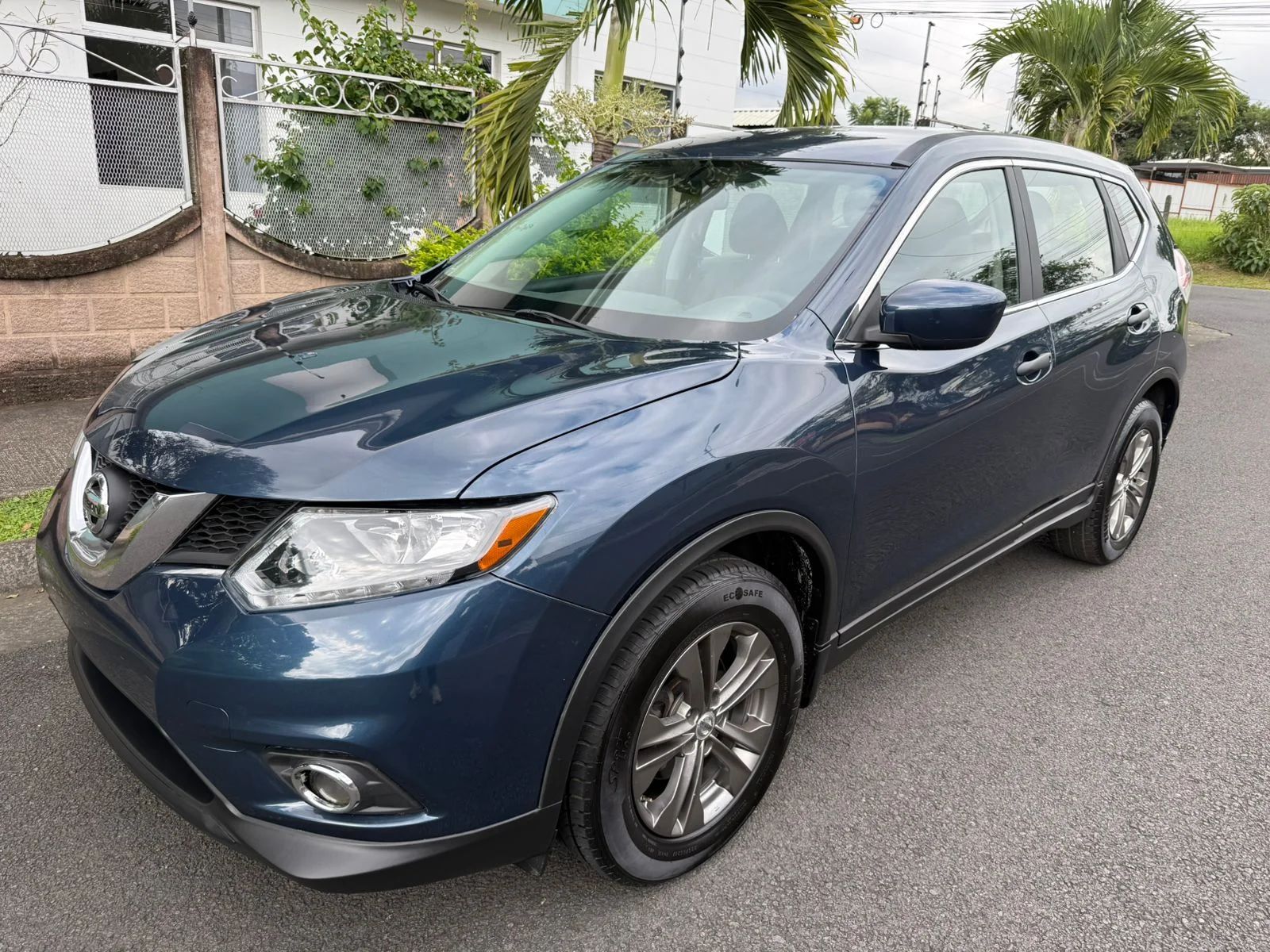 Nissan Rogue - Image 3