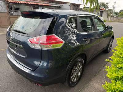 Nissan Rogue - Image 4