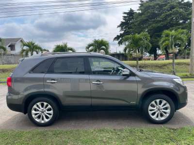 Kia Sorento - Image 4