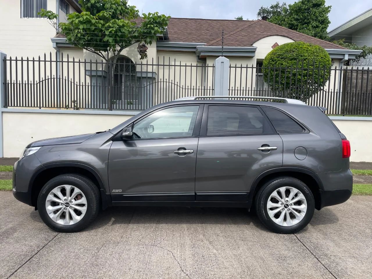 Kia Sorento - Image 6