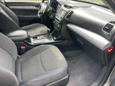 Kia Sorento - Image 7