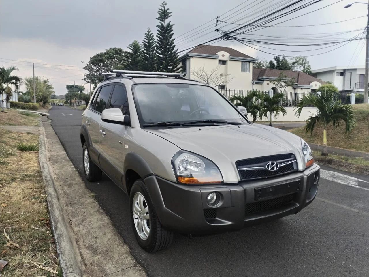 Hyundai Tucson - Image 2