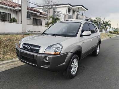 Hyundai Tucson - Image 1