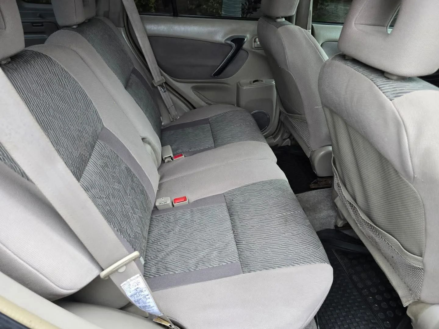 Toyota RAV4 - Image 4