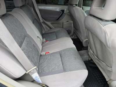 Toyota RAV4 - Image 4