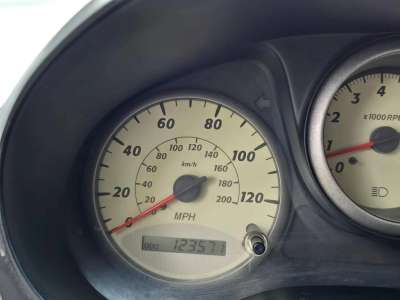 Toyota RAV4 - Image 9