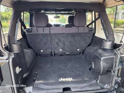 Jeep Wrangler Sahara - Image 5