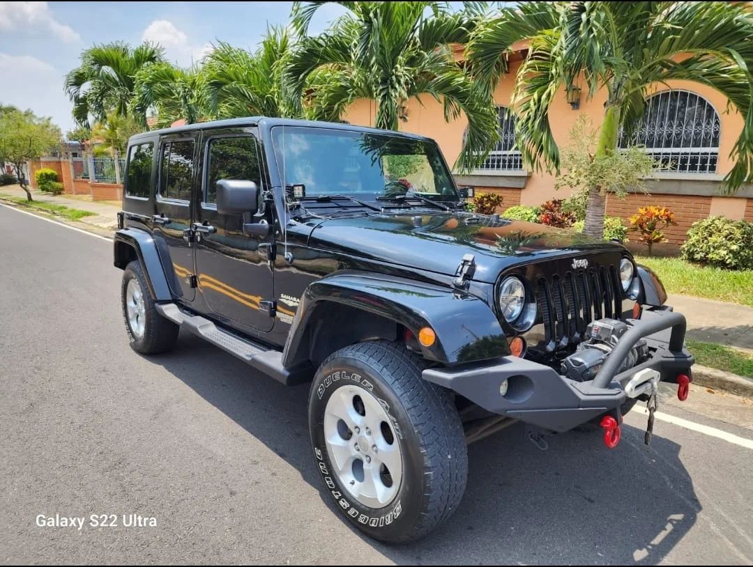 Jeep Wrangler Sahara - Image 6