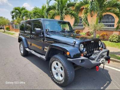 Jeep Wrangler Sahara - Image 6