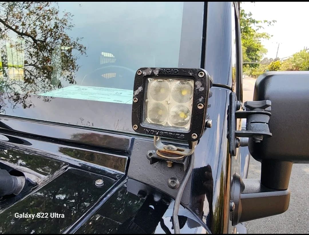 Jeep Wrangler Sahara - Image 10