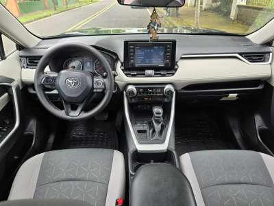 Toyota RAV4 - Image 4