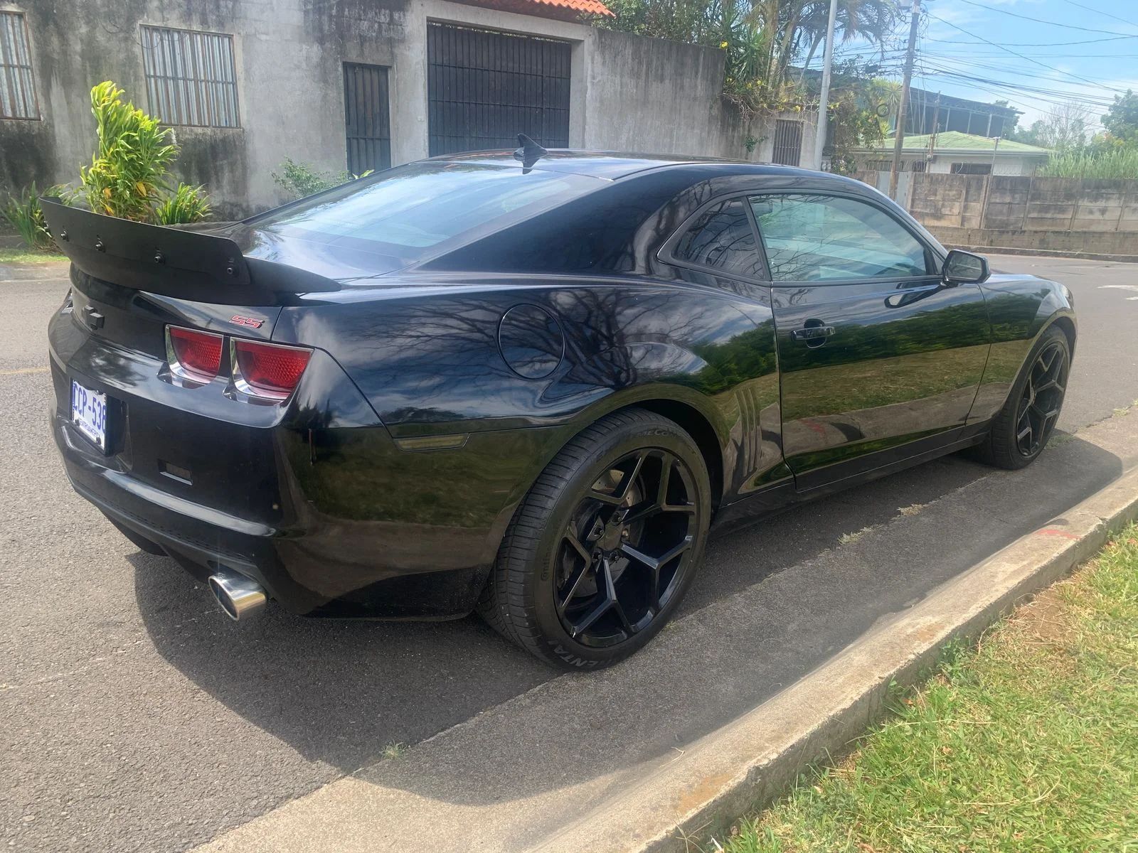 Chevrolet Camaro SS - Image 5
