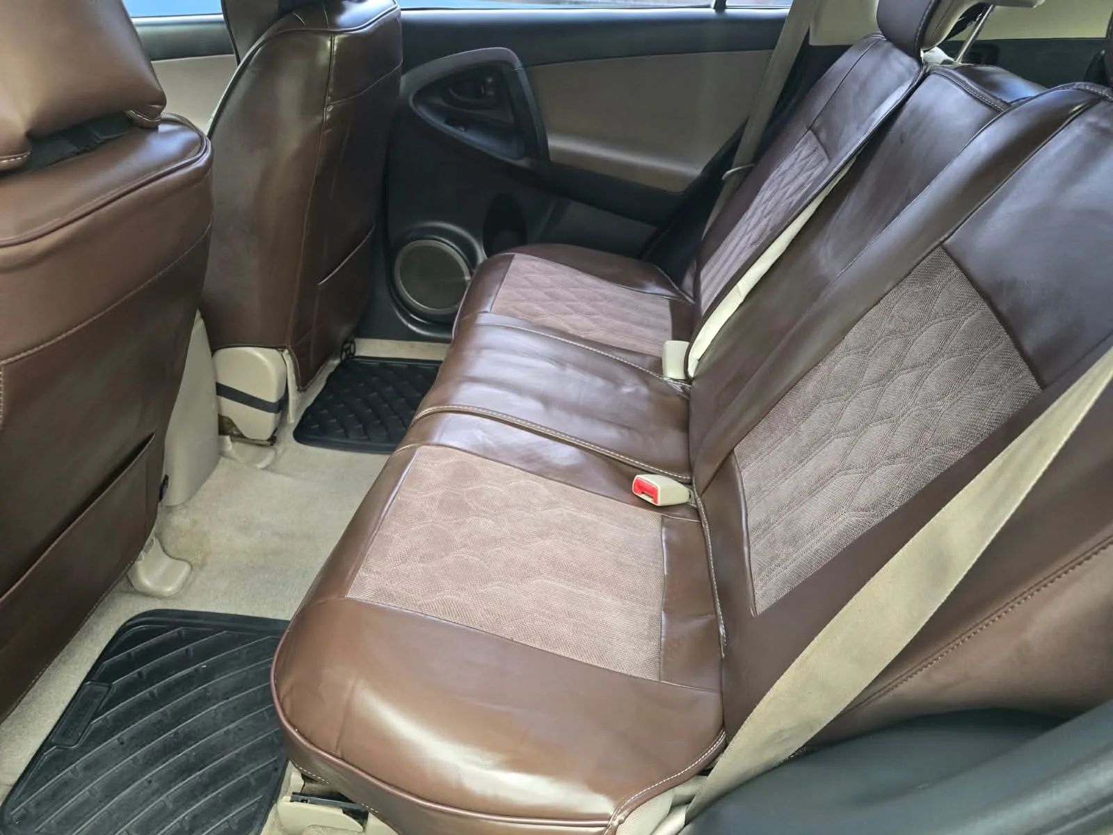 Toyota RAV4 - Image 4