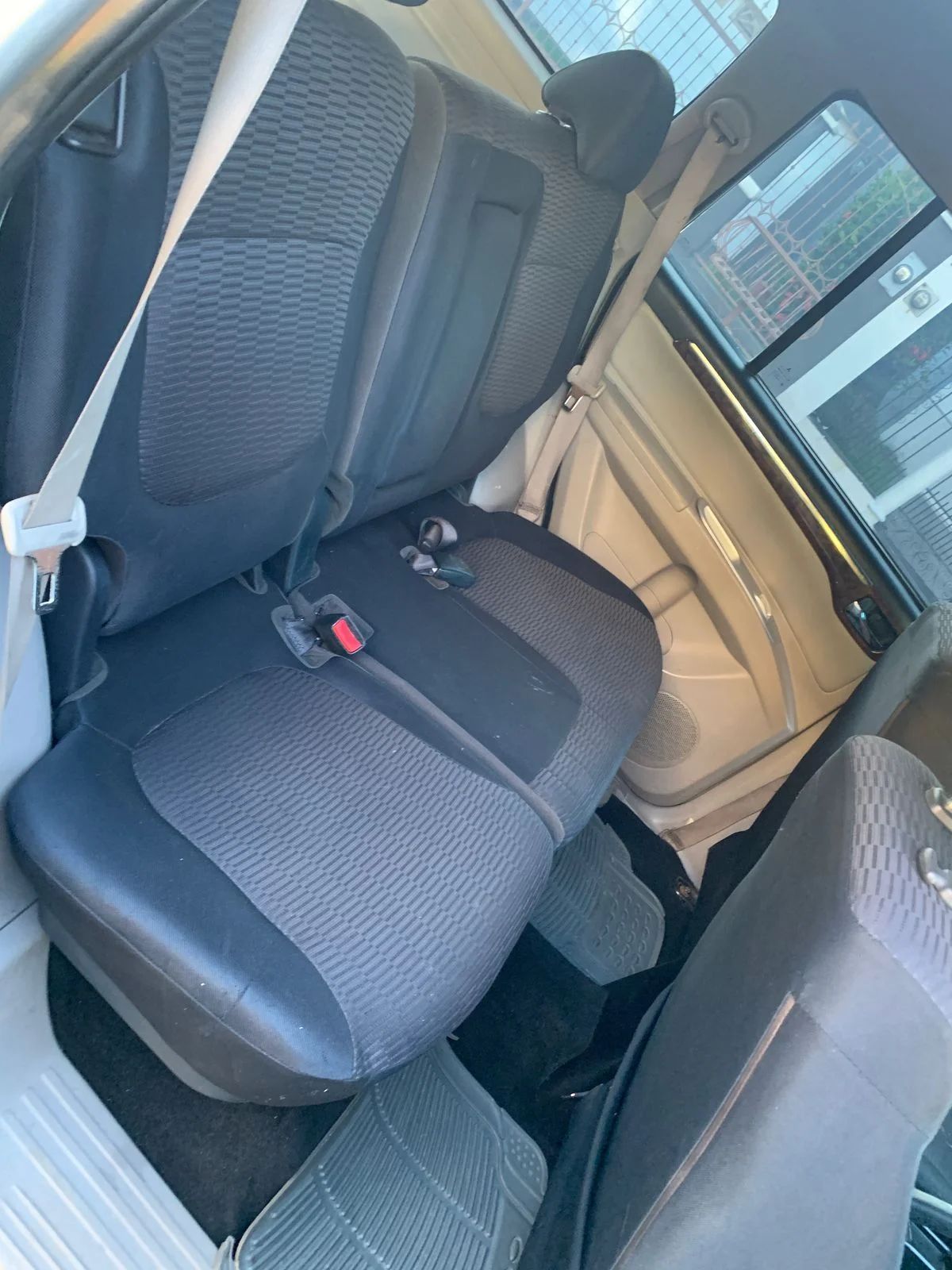 Mitsubishi Montero Sport - Image 6