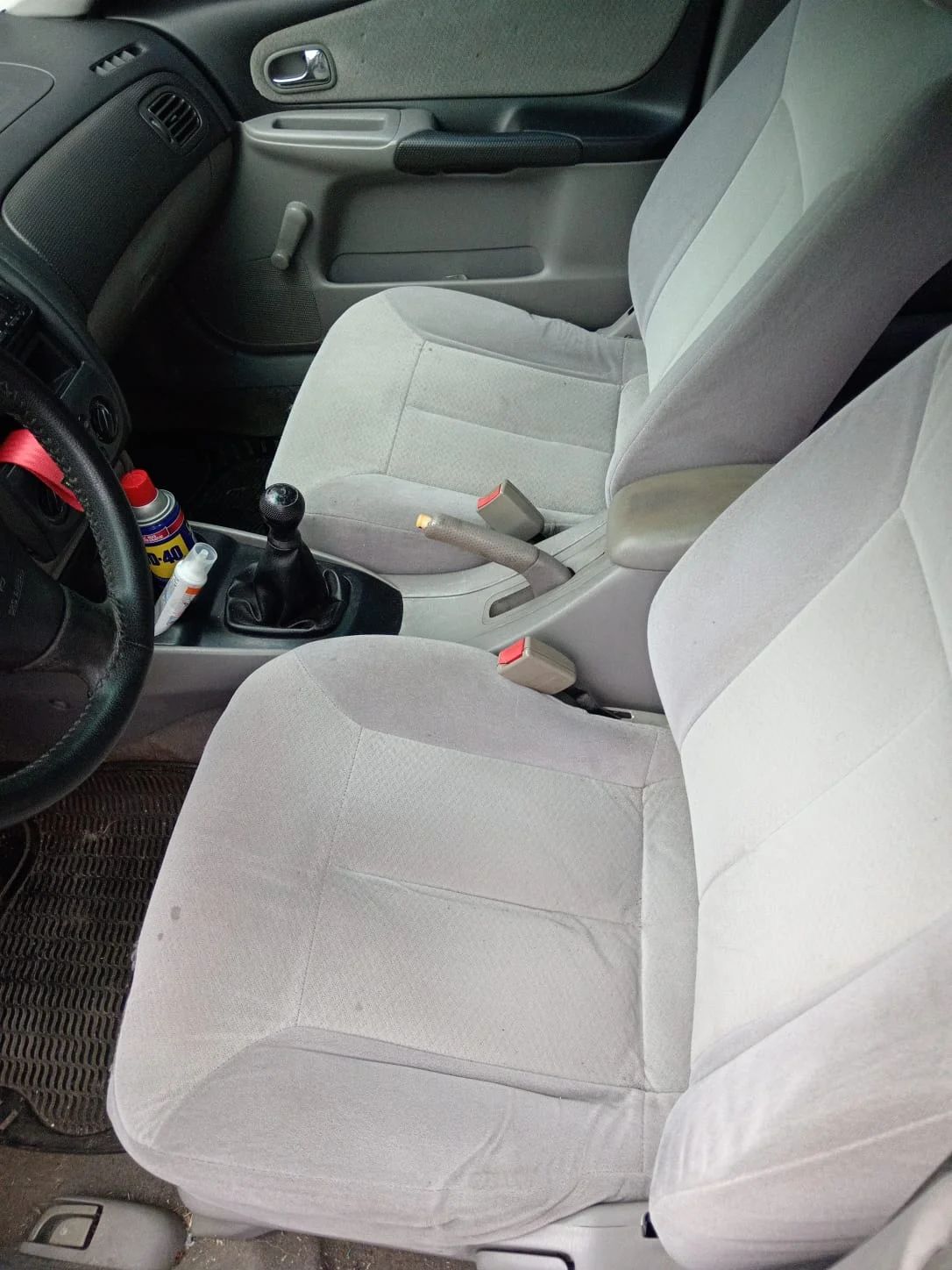 Mazda Protege DX - Image 2