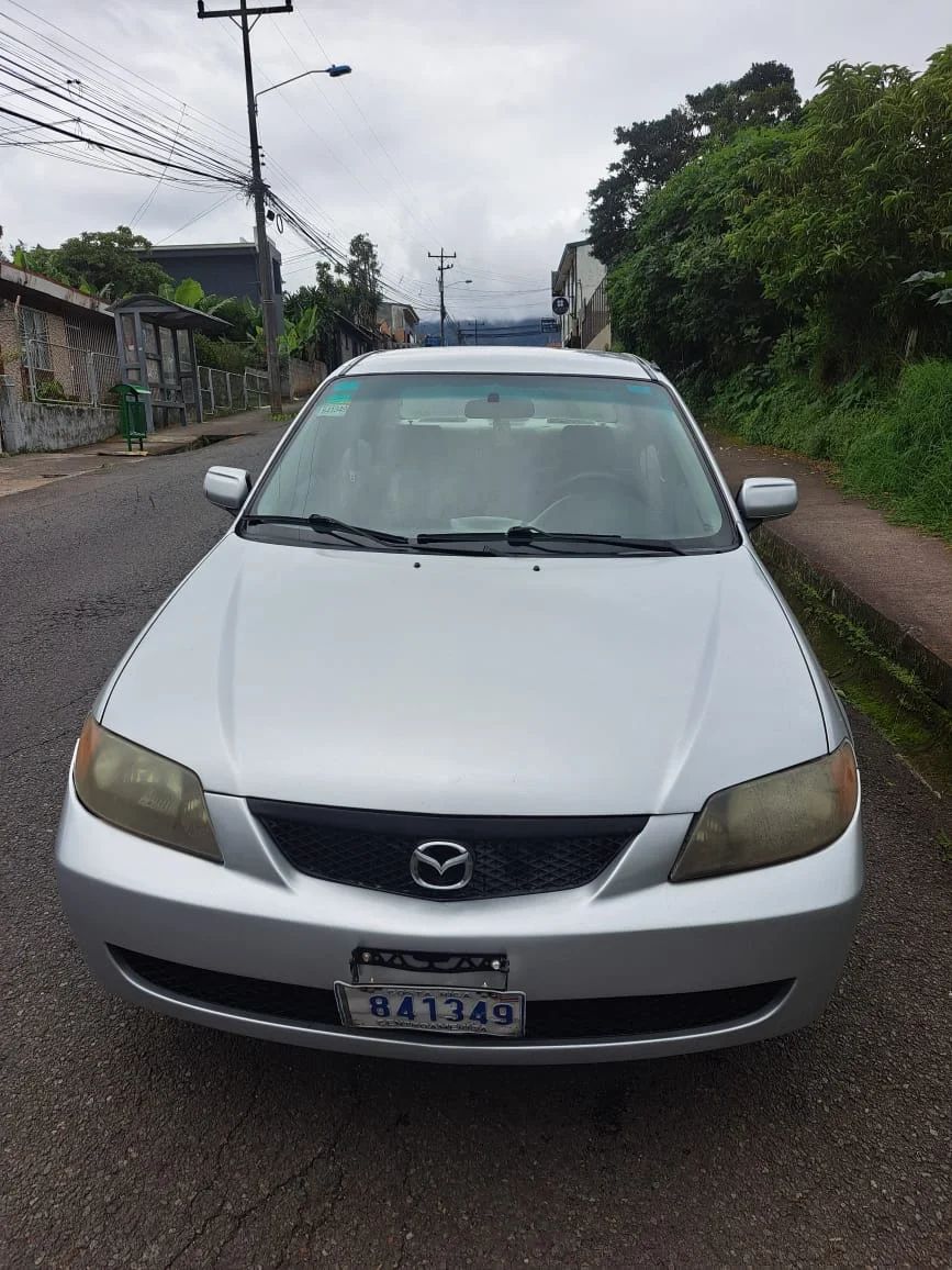 Mazda Protege DX - Image 1