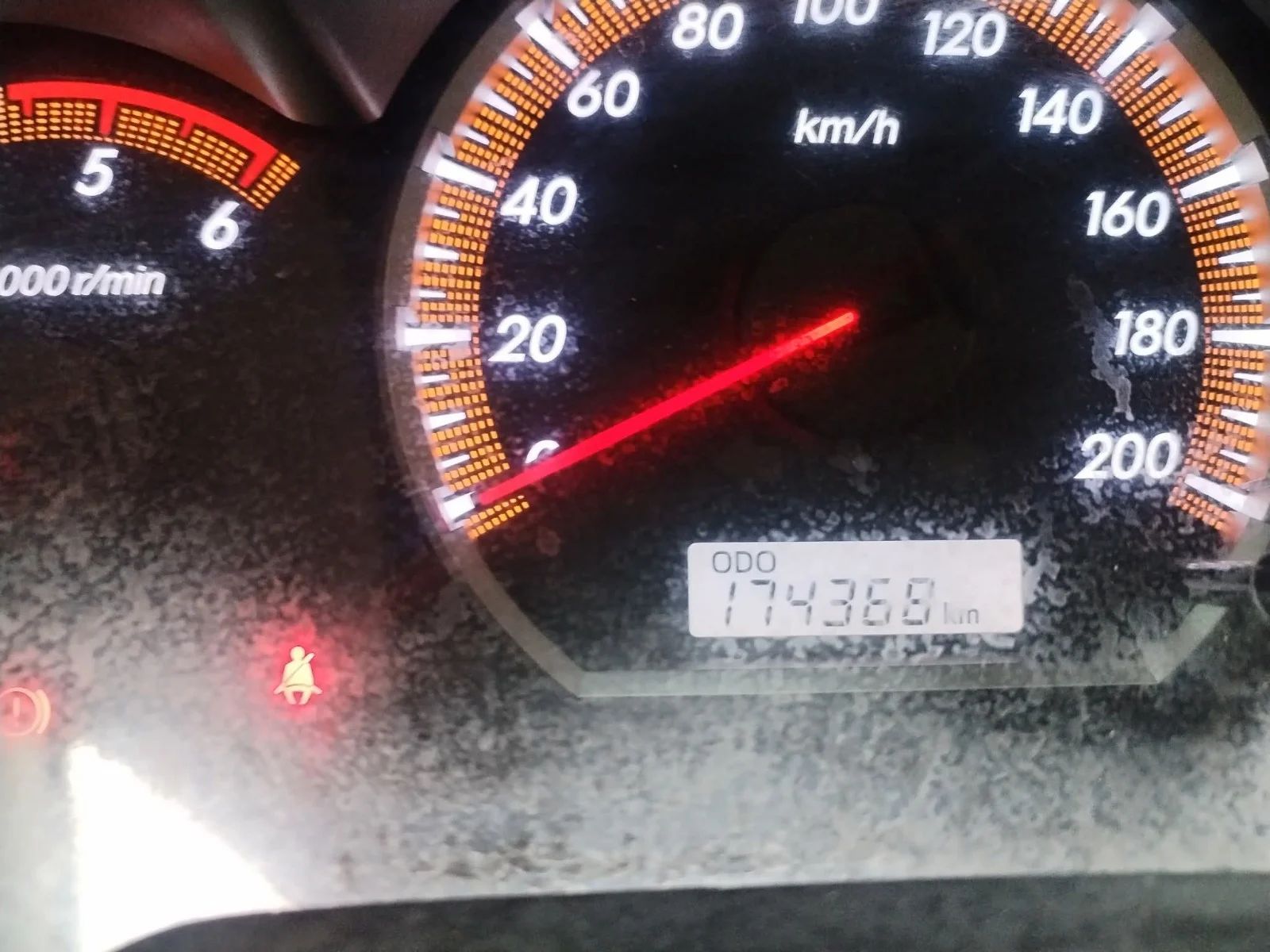 Toyota Hilux SRV - Image 4