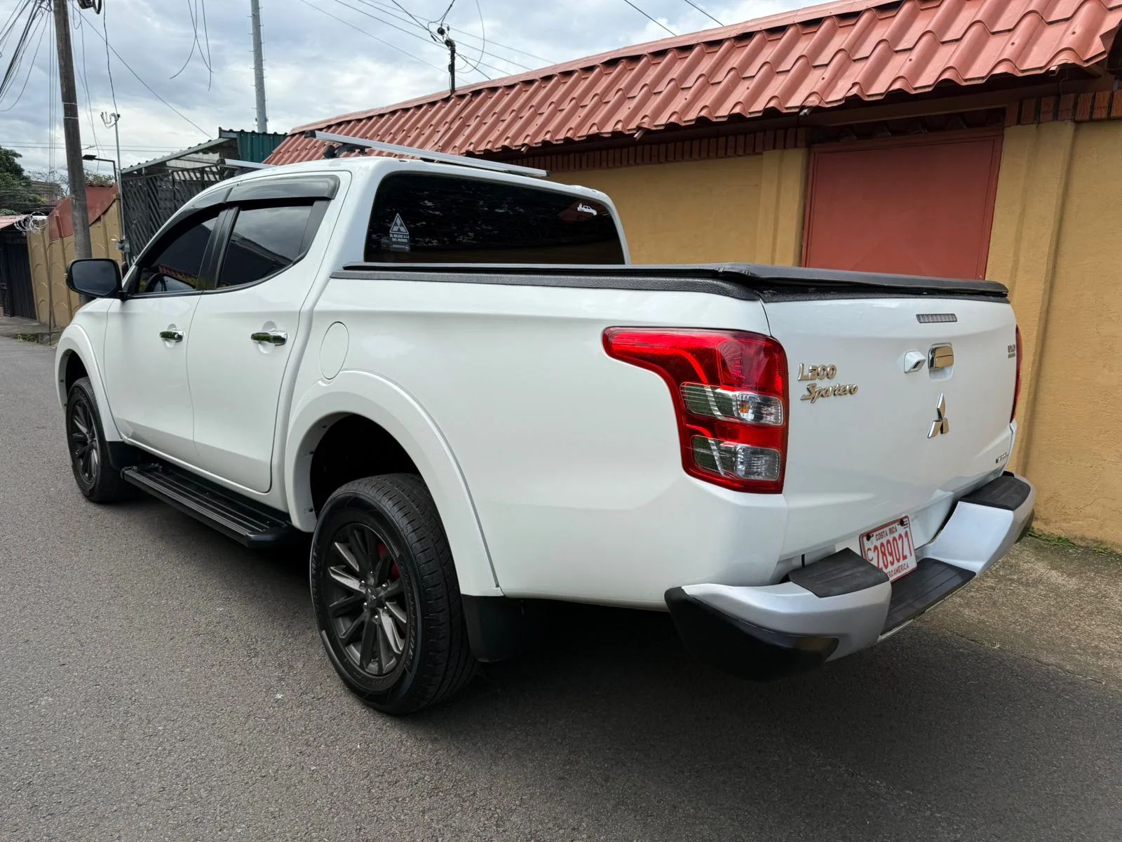 Mitsubishi L200 - Image 3