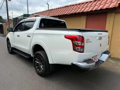 Mitsubishi L200 - Image 3