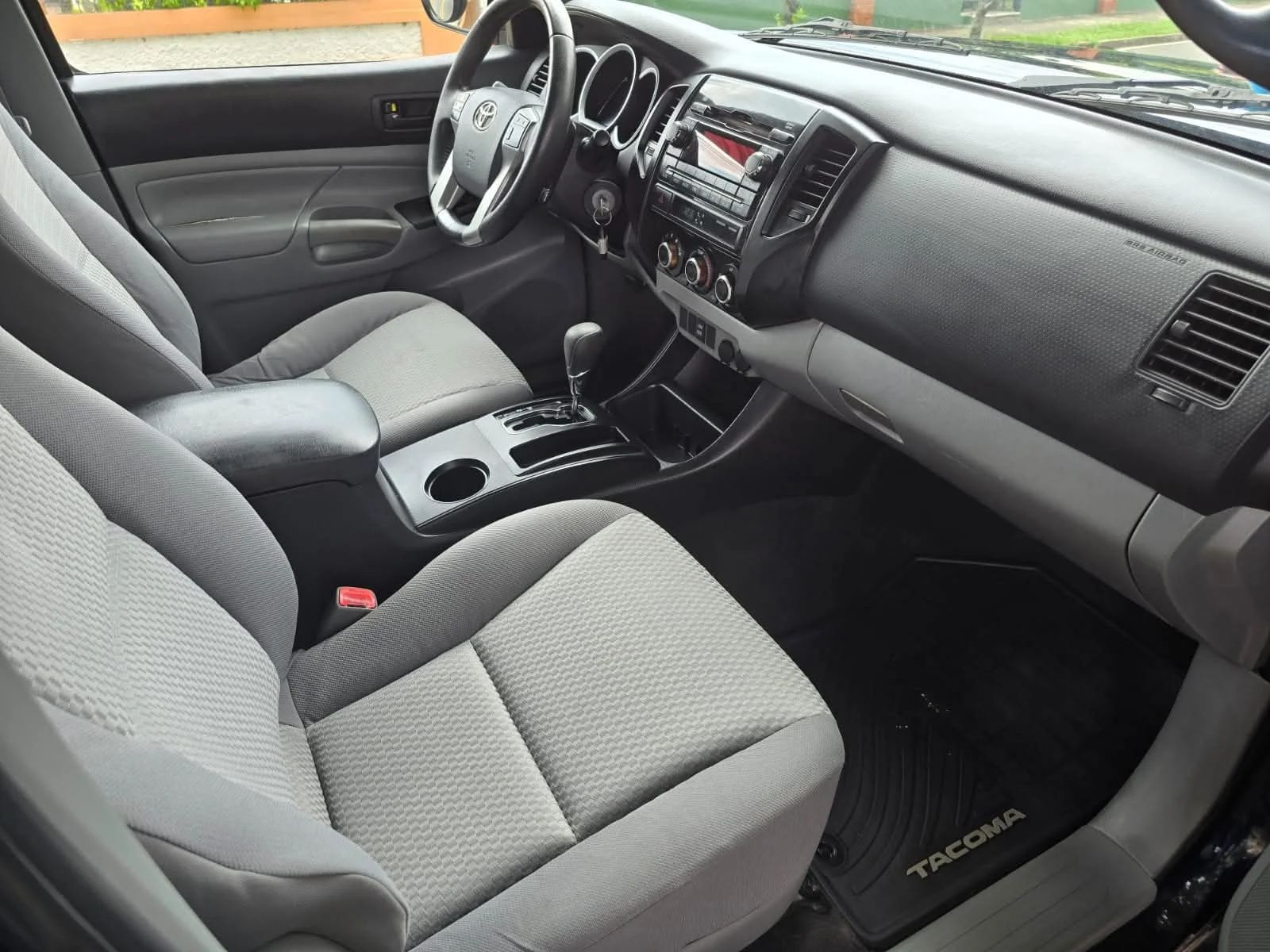 Toyota Tacoma - Image 5