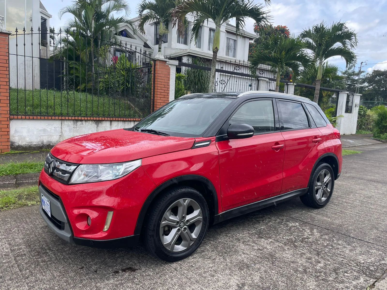 Suzuki Vitara - Image 1