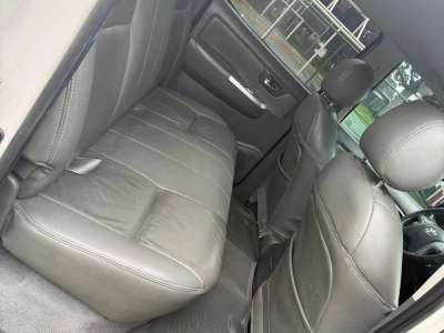 Toyota Hilux SRV - Image 5