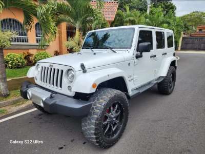 Jeep Sahara - Image 4