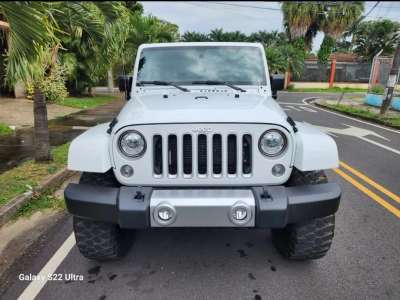 Jeep Sahara - Image 1